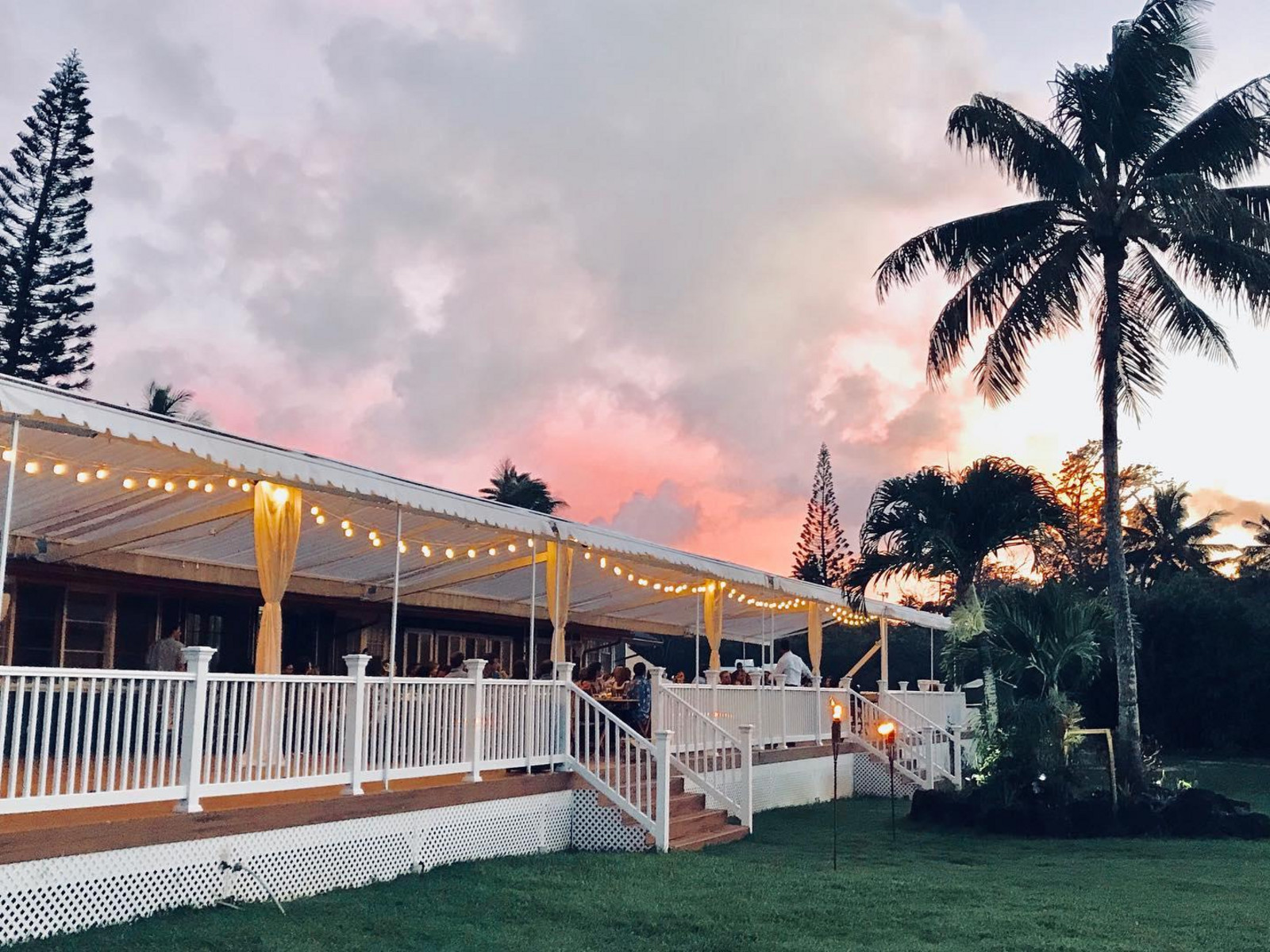 Wedding Venue - Hawaii - Loulu Palm Farms