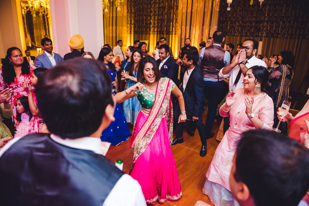 indian couple dances to wedding dj