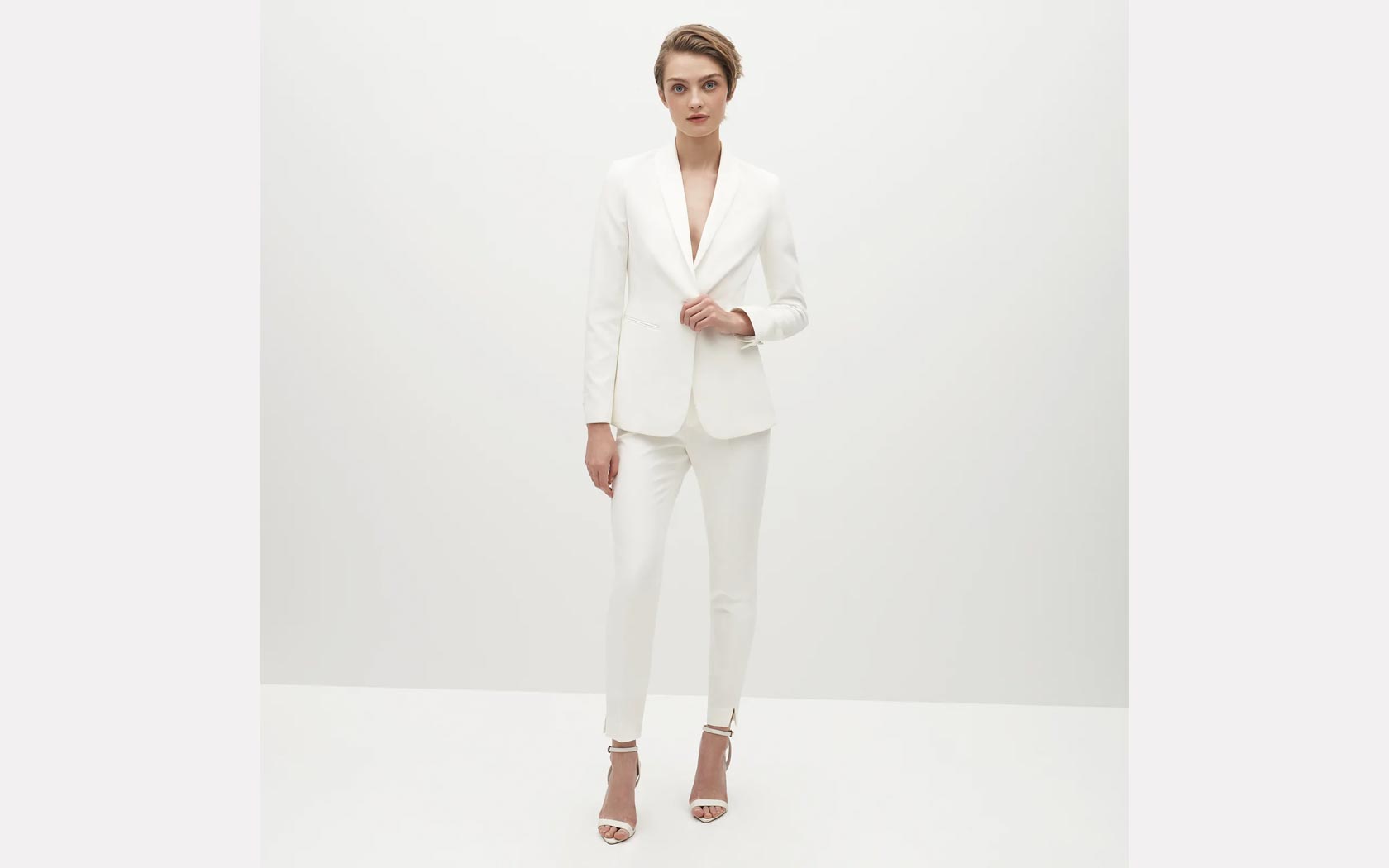 white-tuxedo-suit