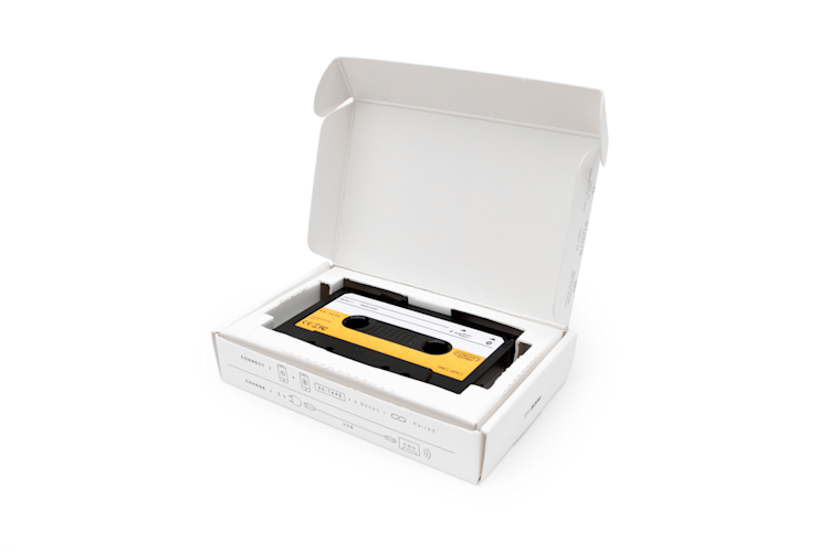 Suck UK Wireless Cassette Speaker: 1