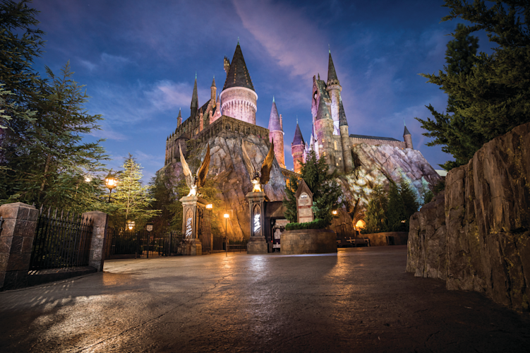 07 Hogwarts Castle at Night