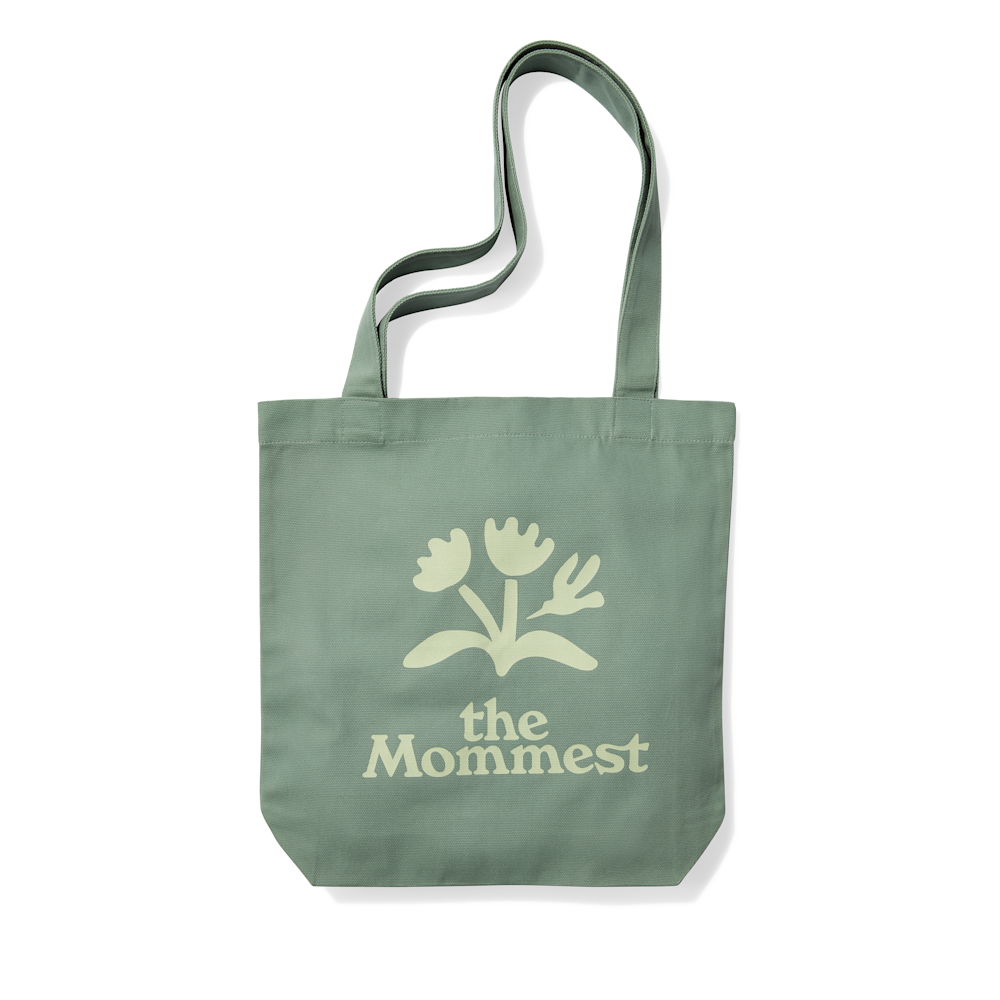 CAMP 04-06-21 TheMommest 04 GreenTote 01 Front
