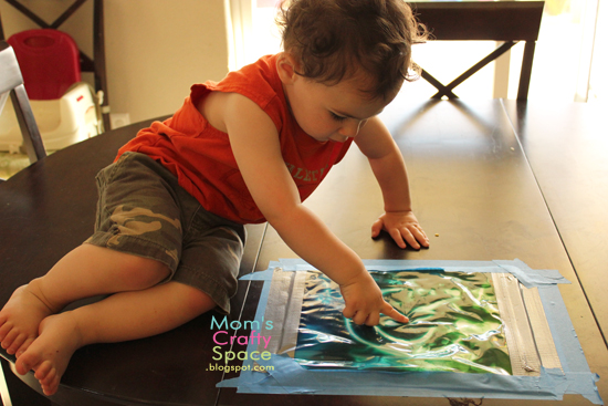 No Mess Finger Painting