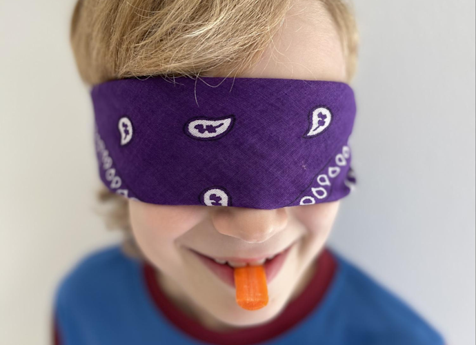 blind taste test game