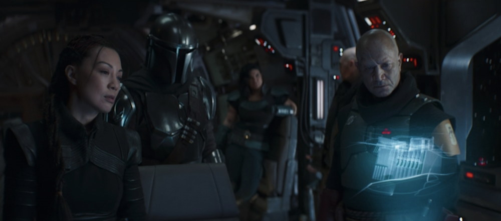 mandalorian-chapter15-insideslave1
