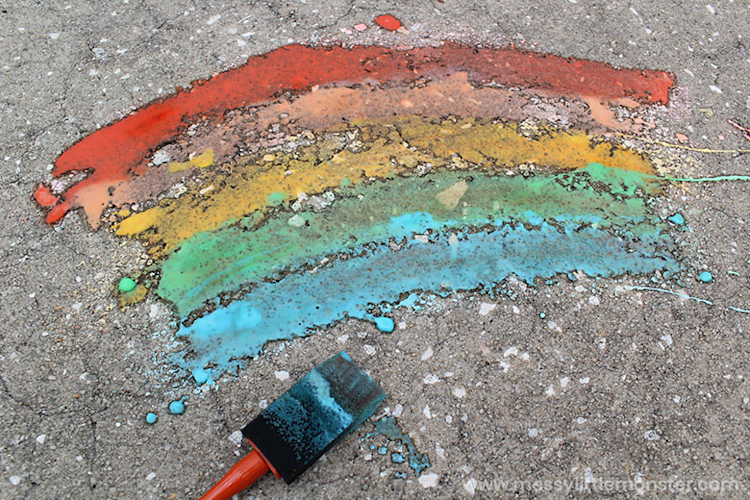 sidewalk-chalk-paints-paint-outside-2
