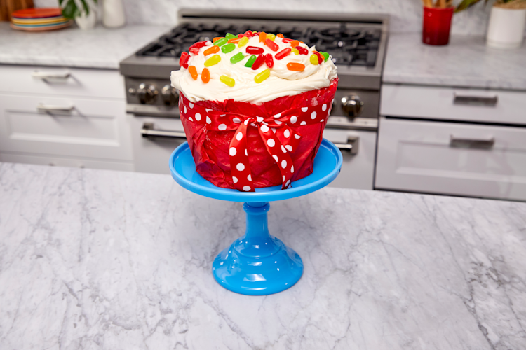 Giant CupCake 5-12-22 024