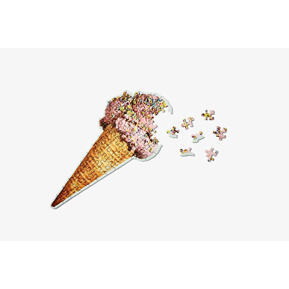 littlepuzzlething-IceCream-StrawberryScoop-Silo-02-AWPTL5SS 930x 5bfffadb-5e1a-47ff-b1c0-6c583de7a856