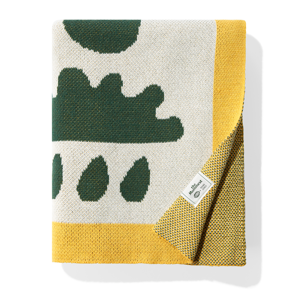 CAMP 04-06-21 TheMommest 10 MotherBlanket 02 Folded