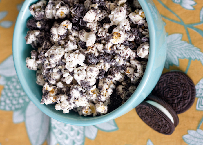 Cookies and Cream Popcorn