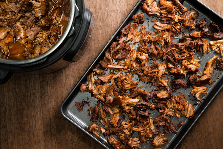 Instant Pot Pulled Pork Tacos (Carnitas)-4