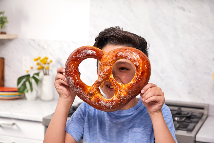 Giant Pretzel 5-12-22 064