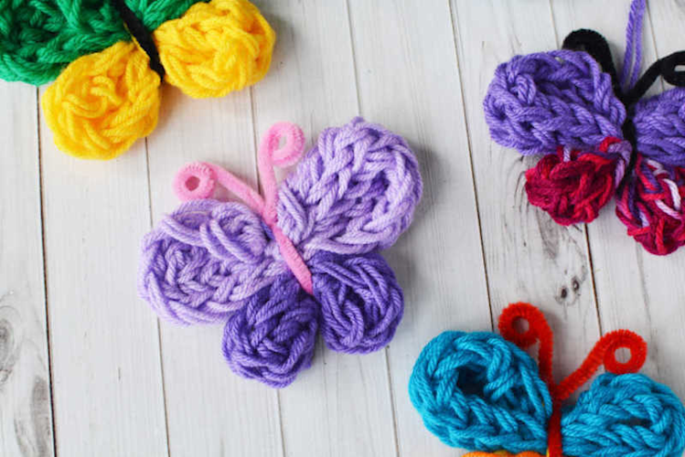 Finger Knitting