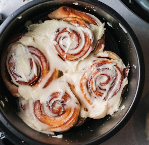 air-fryer-cinnamon-rolls-0H4A0766