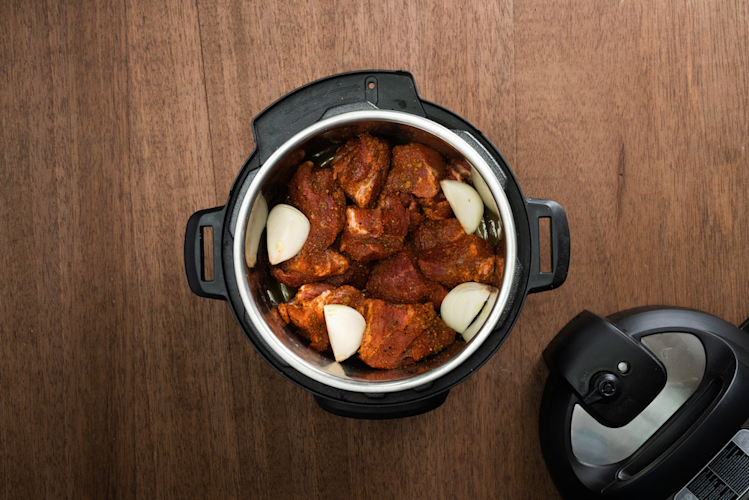 Instant Pot Pulled Pork Tacos (Carnitas)-3