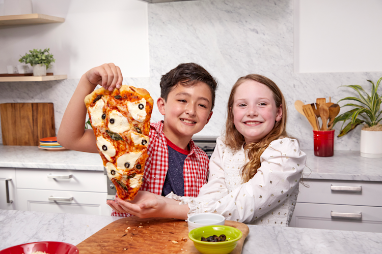 Giant Pizza 5-12-22 204