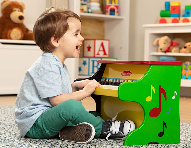 Melissa & Doug