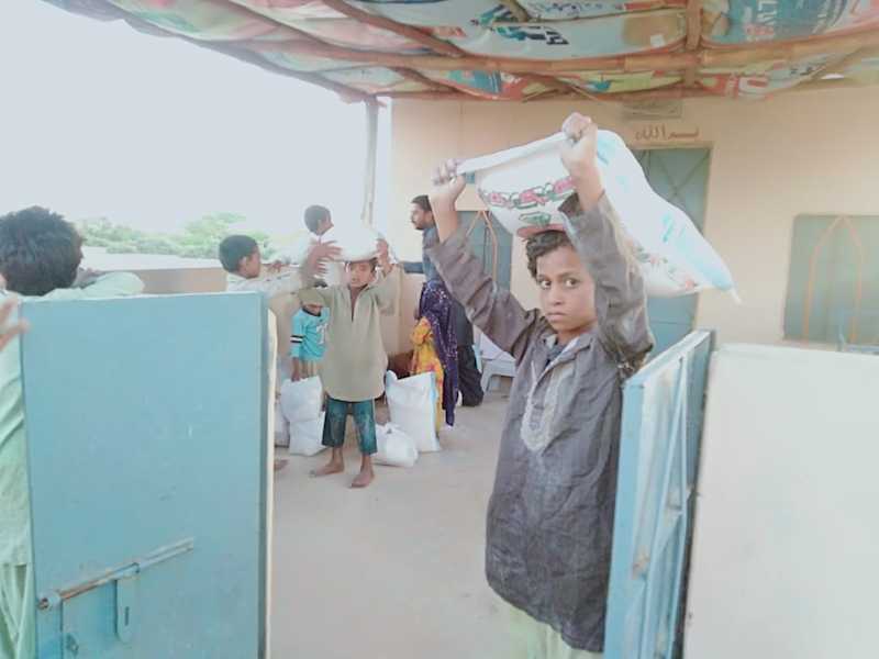 Distribution from Amna Masjid Abdullah Mallha, Sakro, Sindh