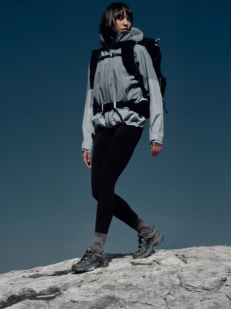 FW26 ECOM CROSSMERCH HIKING WOMEN SlimBanner Desktop