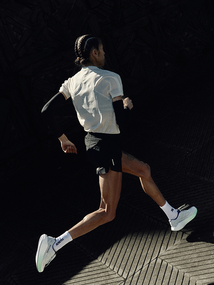 SS26-ROADRUNNING-BANNER-DESKTOP-WOMEN