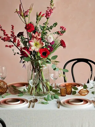 Jij bent de stylist! Creëer een betoverende kersttafel met onze stylingtips.