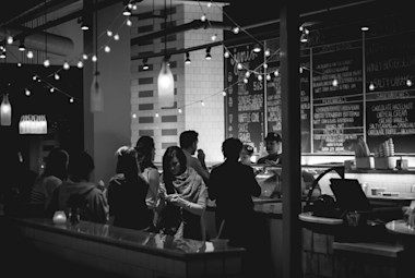 How restaurants can cater to businesses in their area