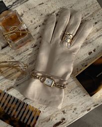 Image - FY26 - Shop The Look - Carousel - New Arrivals - Yellow Gold