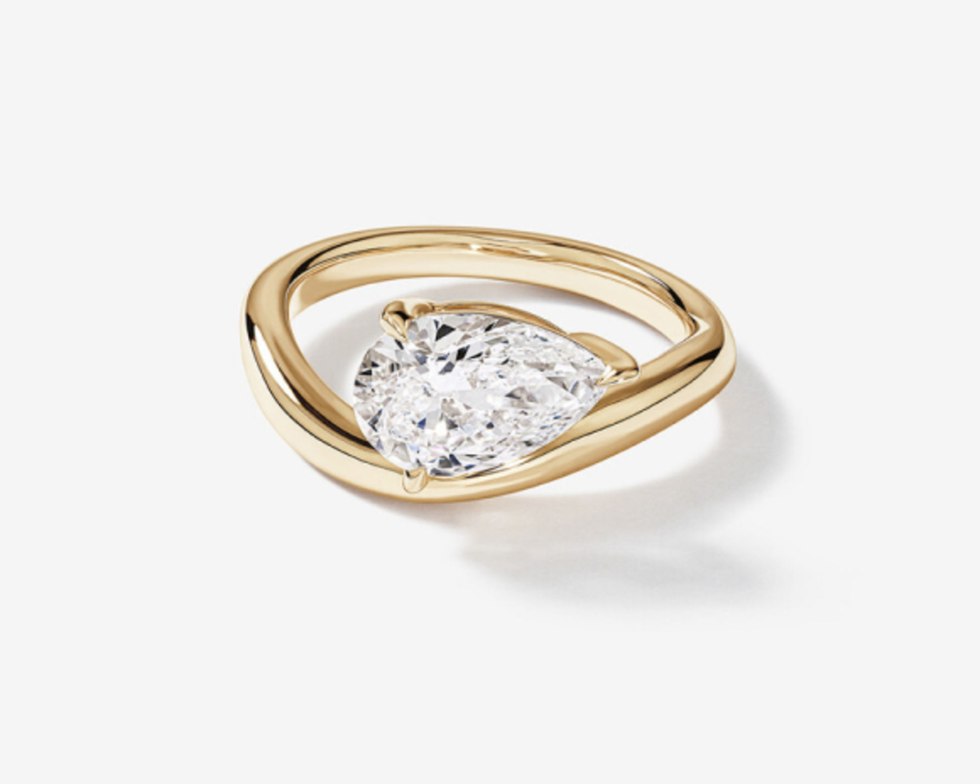 GLOBAL - PLP - Quicklink Image - Engagement Rings - Unique