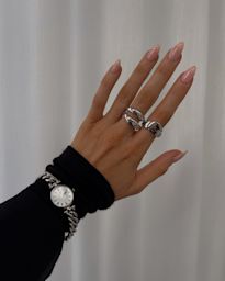 Image - FY26 - Shop The Look - Carousel - Silver Lab
