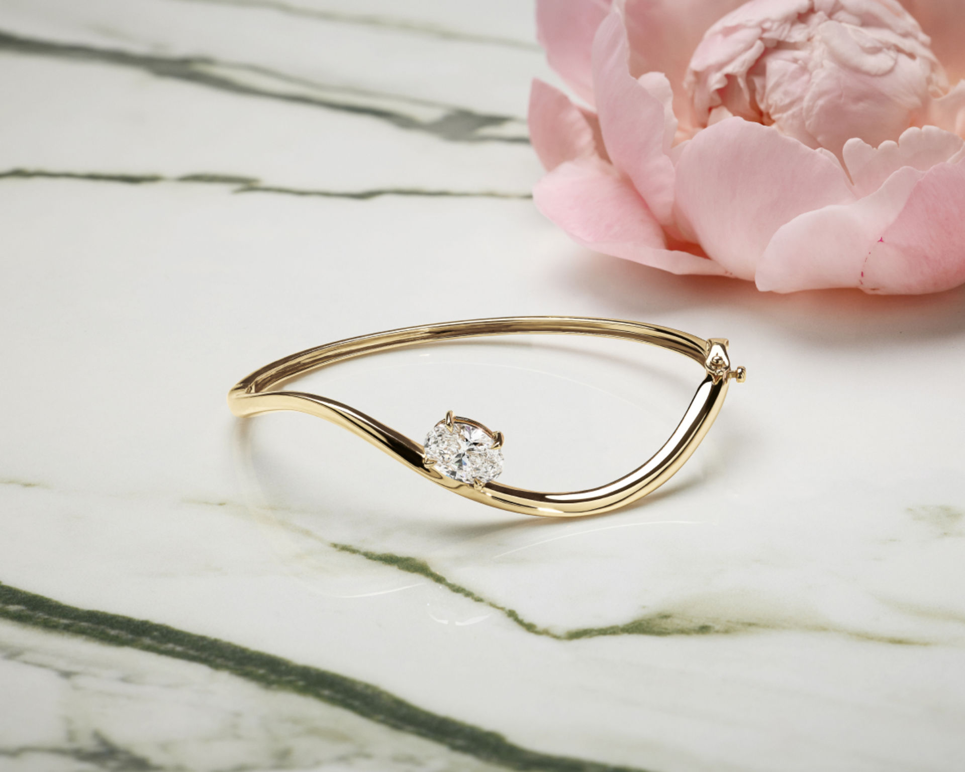 Image - PLP - QuickLink - Gifts - Occasions - Valentine's Day - Luxury Diamonds '26