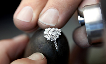 Sir Michael Hill Designer Bridal Engagement Ring