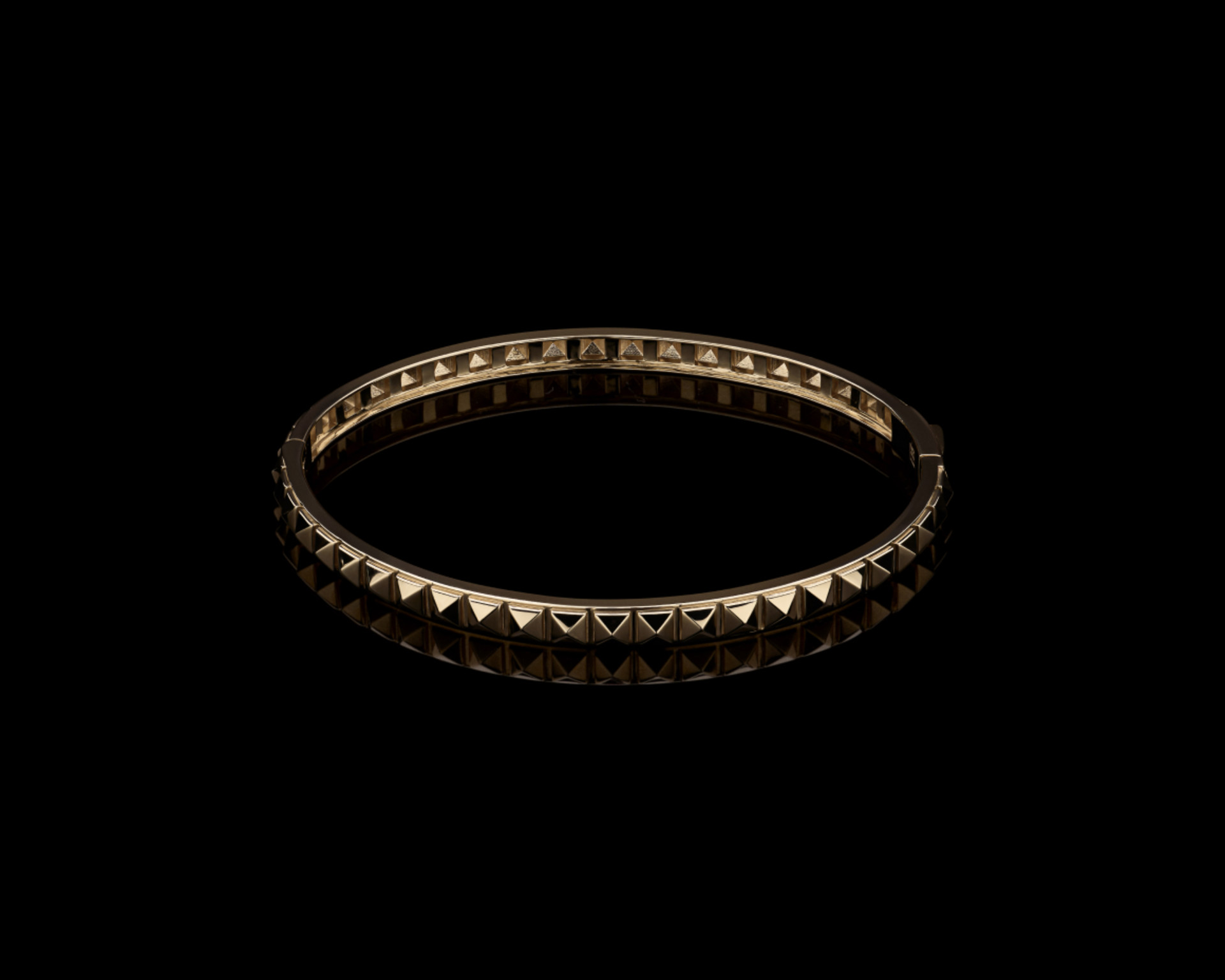 Image - black-friday- PLP - Quicklinks - Bracelets & Bangles