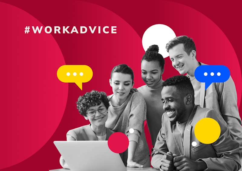 A group of people looking at a laptop (Thumbnail)