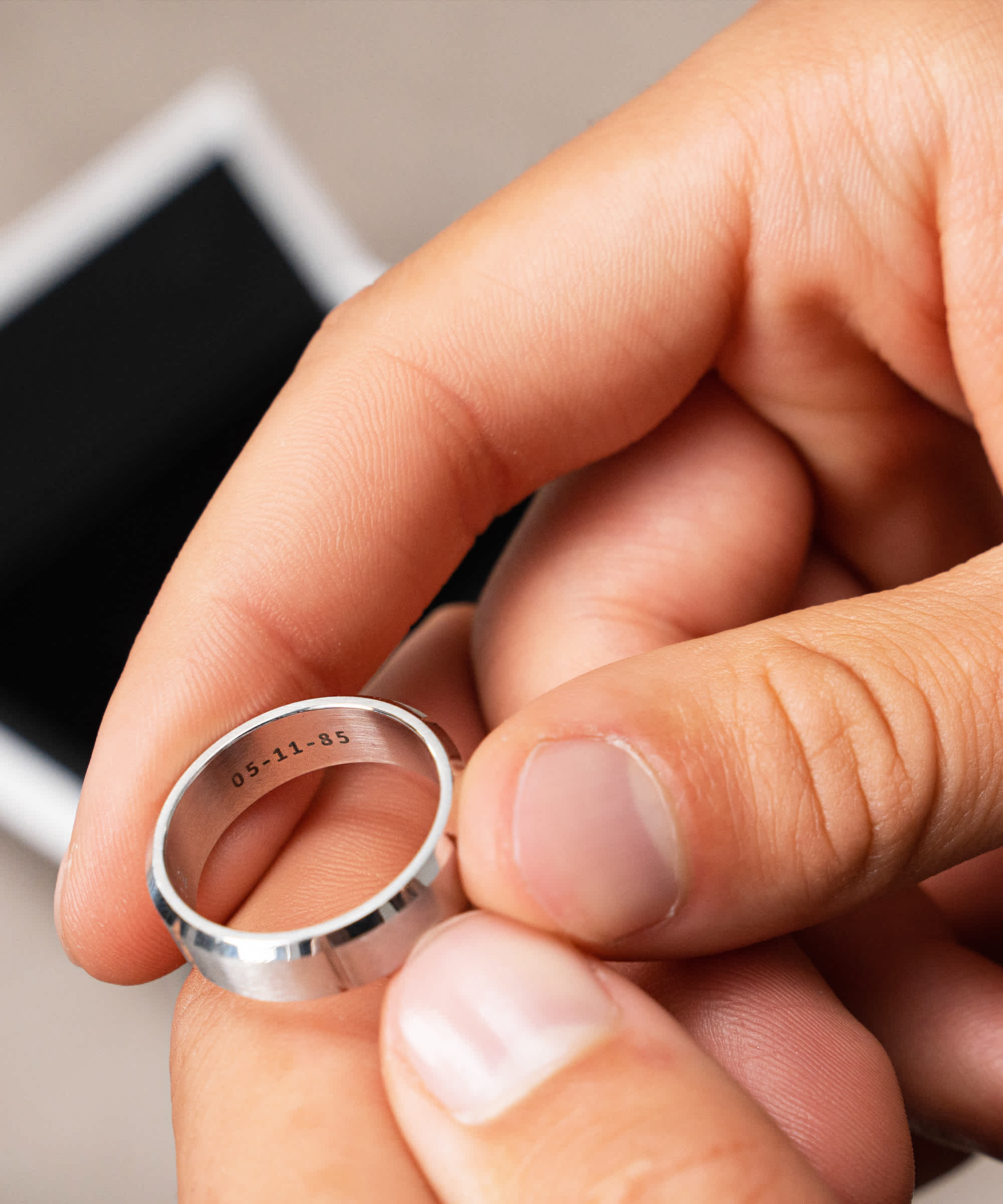 Engravable - Wilshire Ring Silver