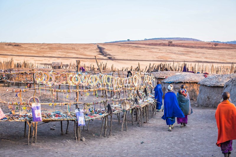 Maasai jewellery selling