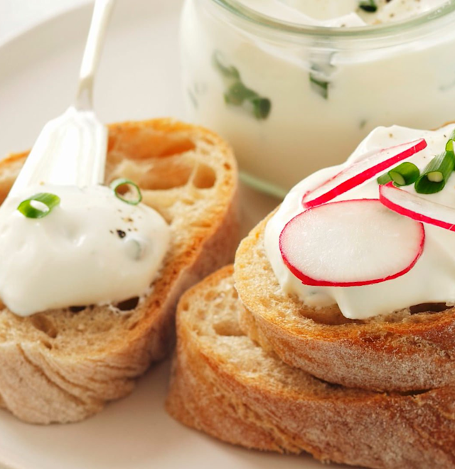 minusl_brotscheiben_schnittlauchquark.jpg