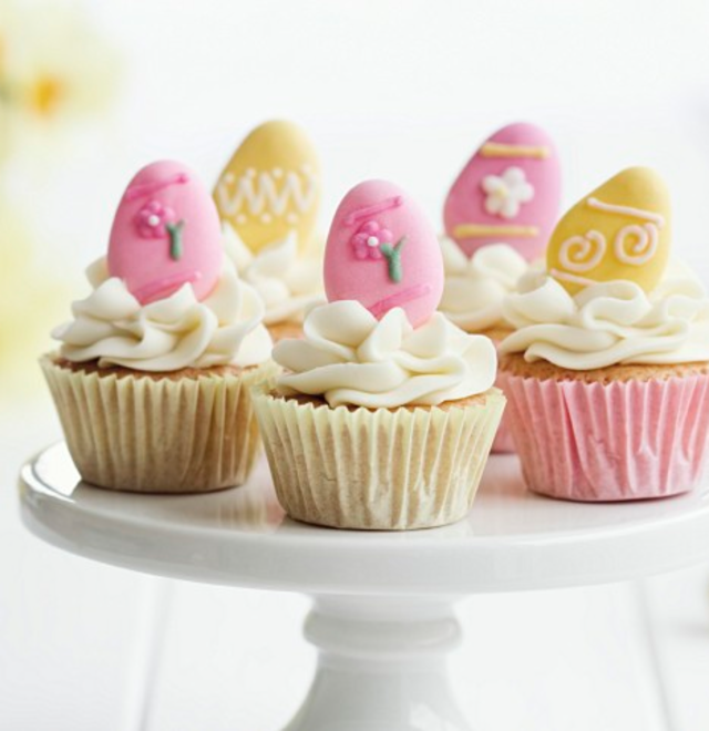 Cupcakes_mit_Deko_Ostereiern.jpg