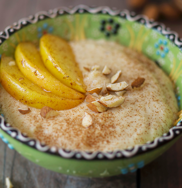 minusl-mandelporridge-mit-apfelspalten.jpg
