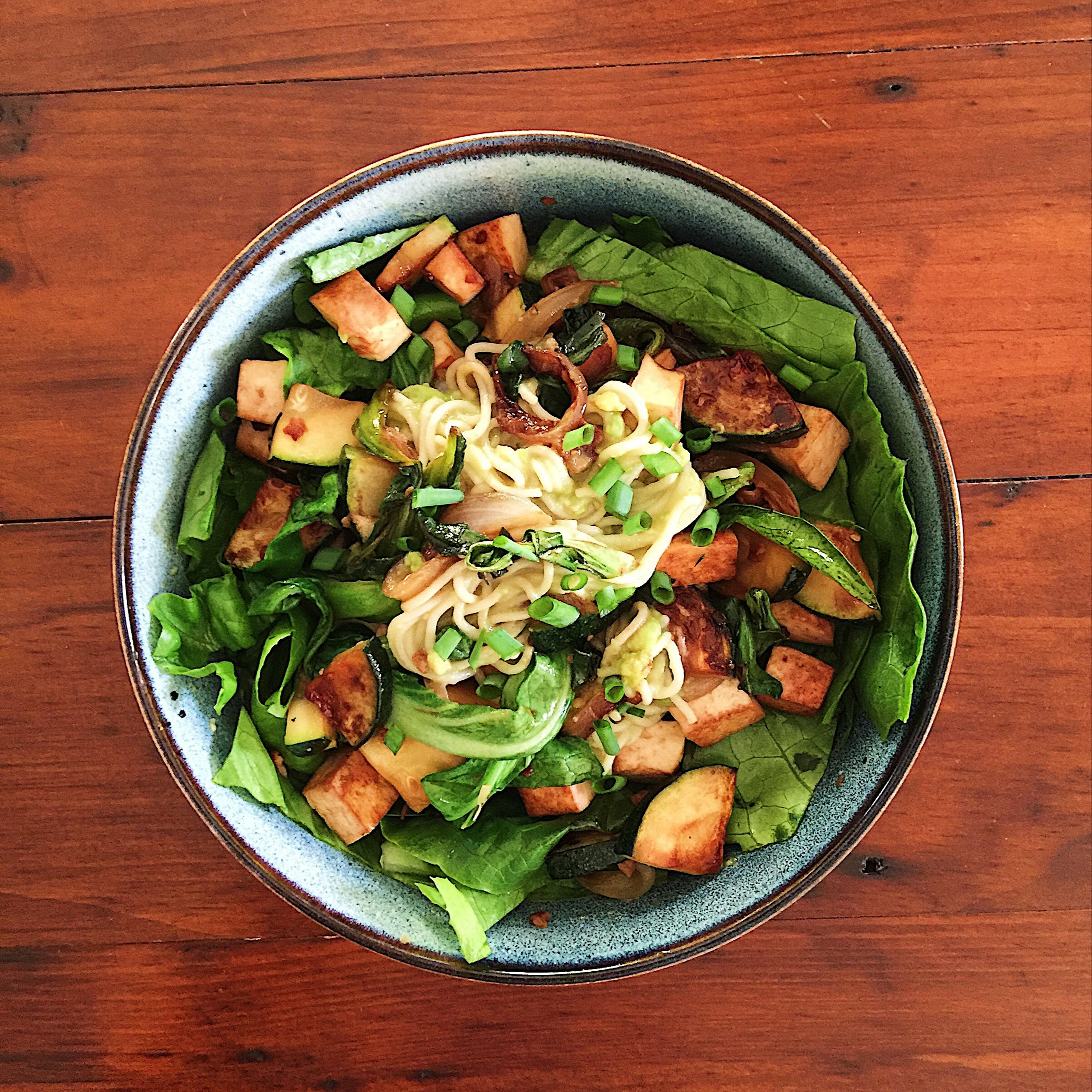 vegan-avocado-noodles