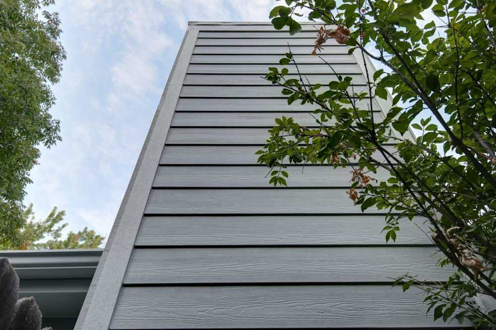 CENTENNIAL EXTERIOR REMODEL | LIGHT MIST JAMES HARDIE COLORPLUS