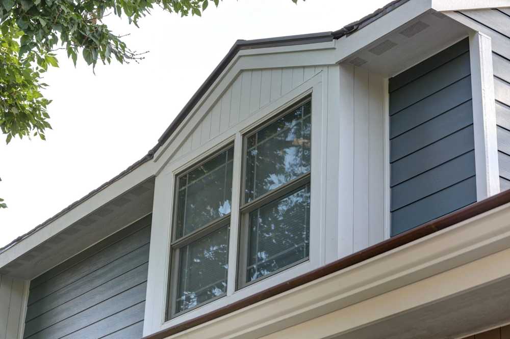 LITTLETON EXTERIOR REMODEL | JAMES HARDIE COLORPLUS