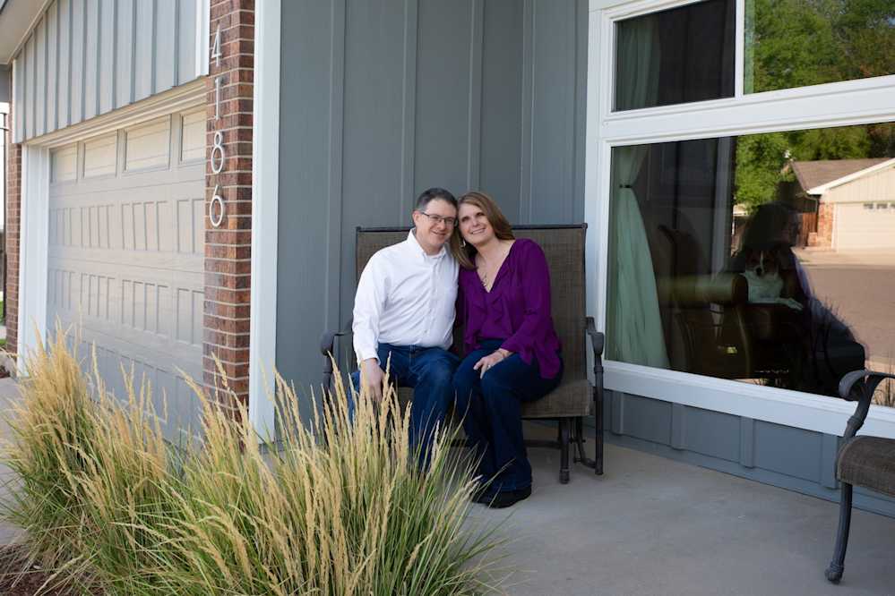 SOUTH EAST DENVER RANCH HOME | JAMES HARDIE COLORPLUS | BOARD & BATTEN