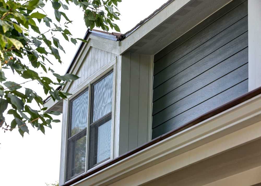 LITTLETON EXTERIOR REMODEL | JAMES HARDIE COLORPLUS