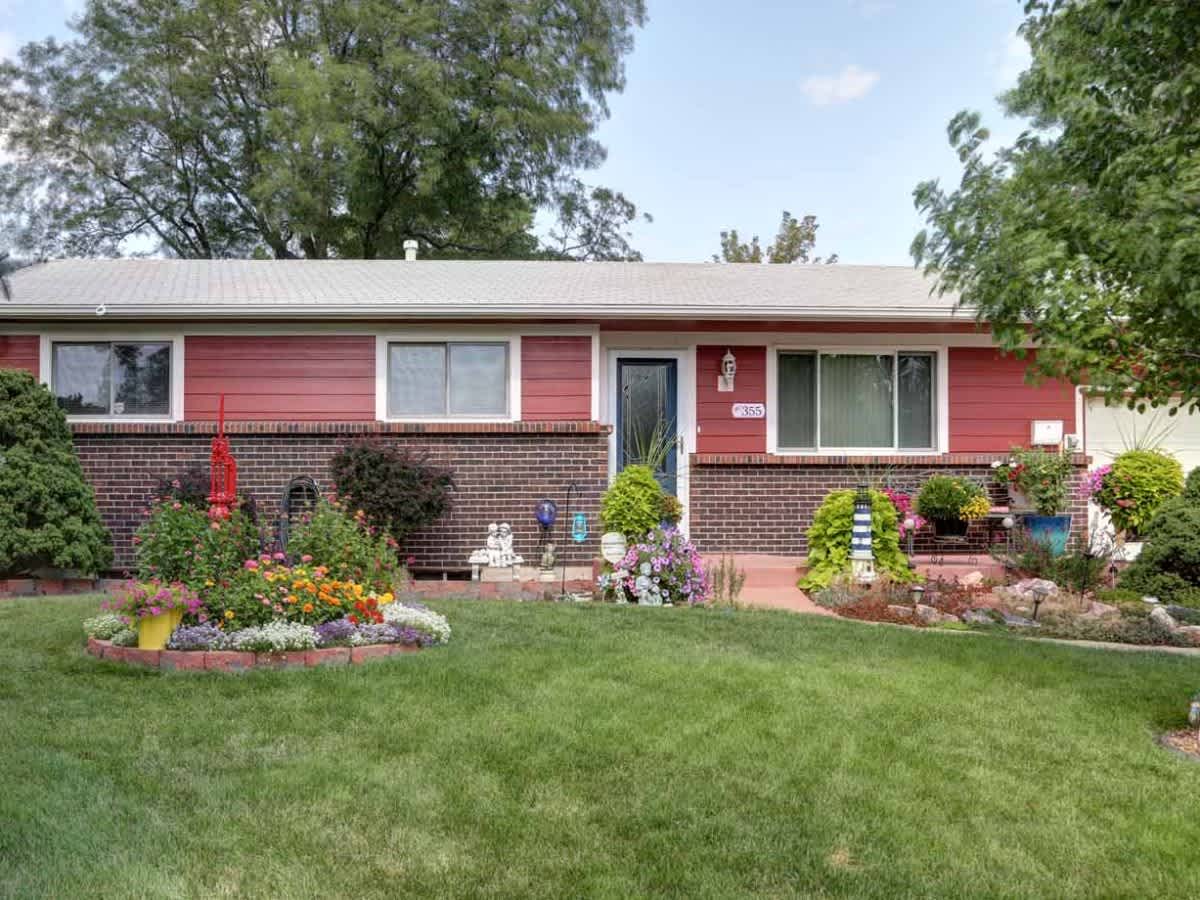 Colorado Siding Repair Red Siding