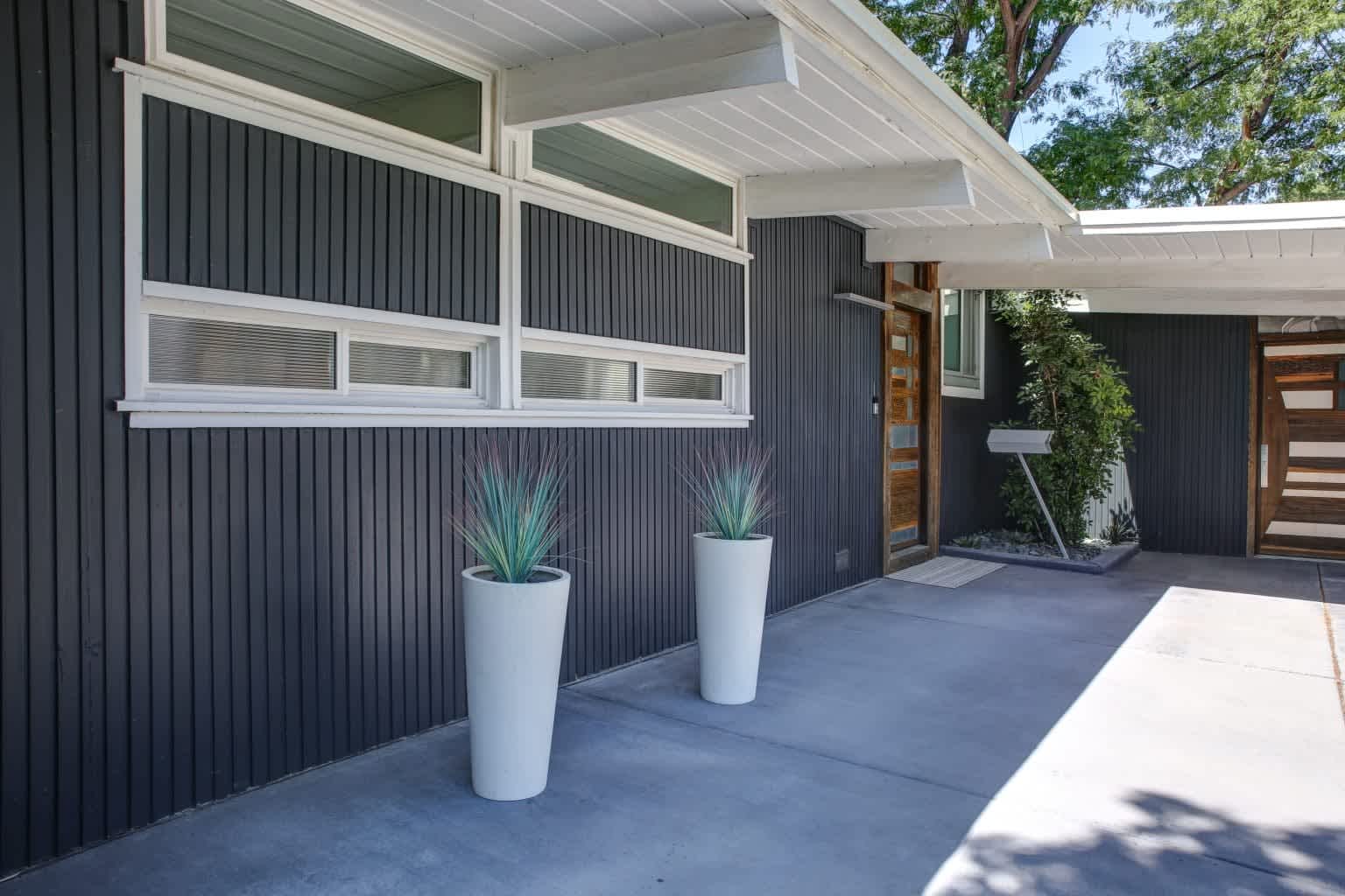 Modern home with James Hardie