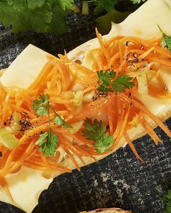 leerdammer-carrot-bread-square