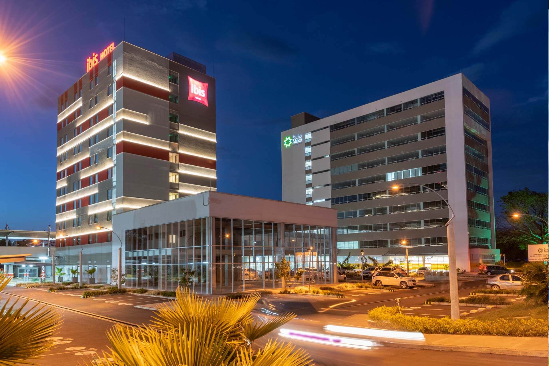 centro-empresarial-santa-maria-apartado-edificio