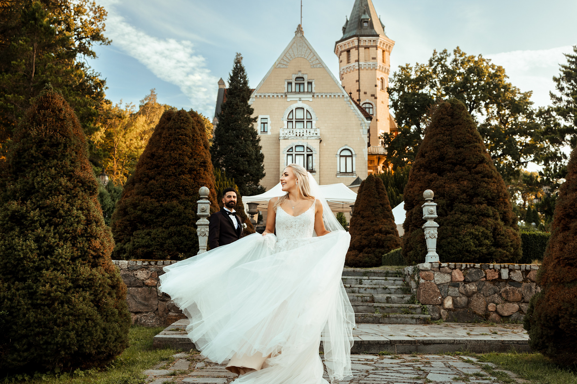 Bajkowy ślub humanistyczny w bursztynowym pałacu!