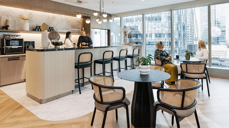 AU-135-King-St-Pantry_MID.jpg