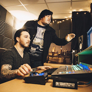 Picture of Joe and Sam Graves